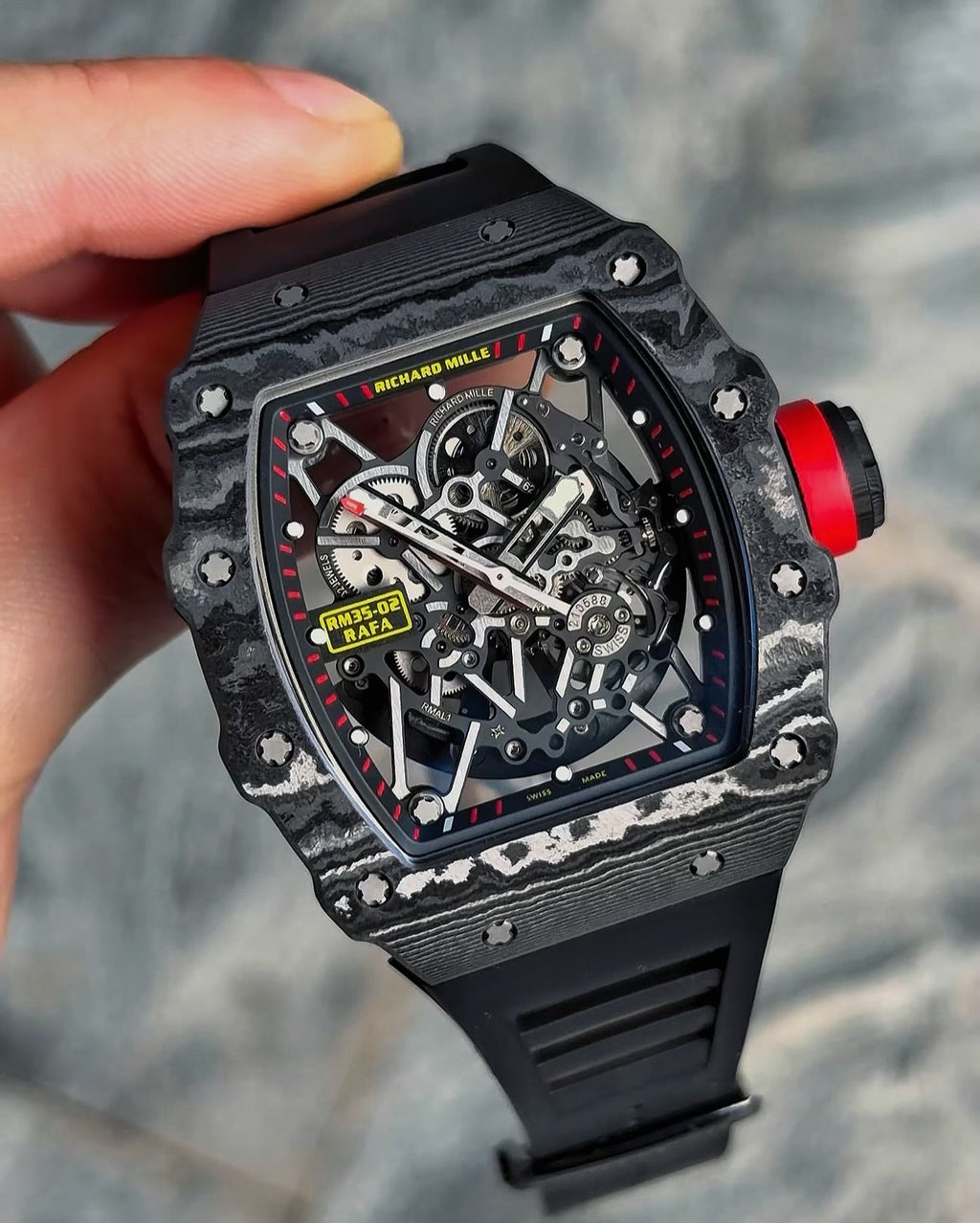 RM 3502 — Carbon Edition
