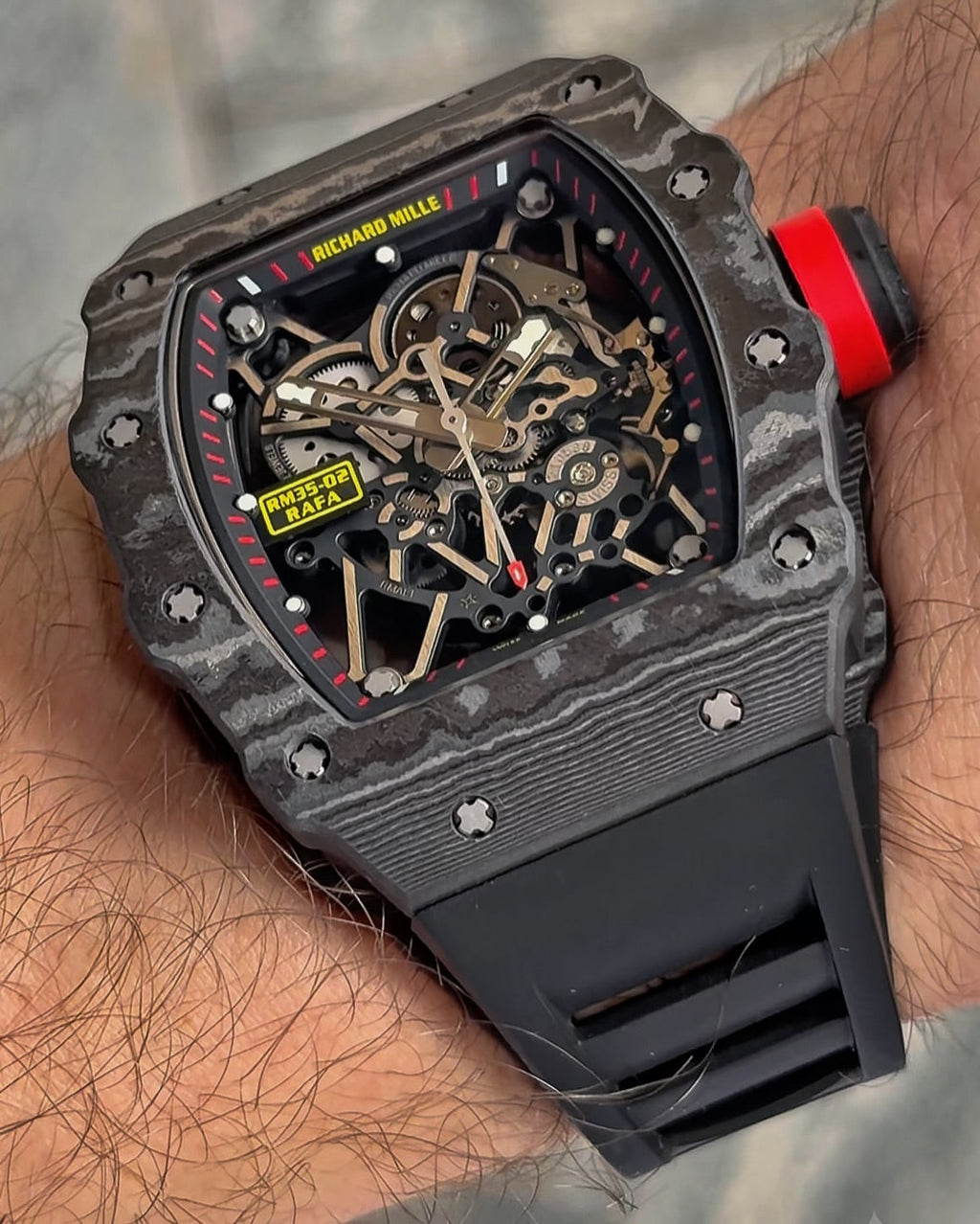 RM 3502 — Carbon Edition
